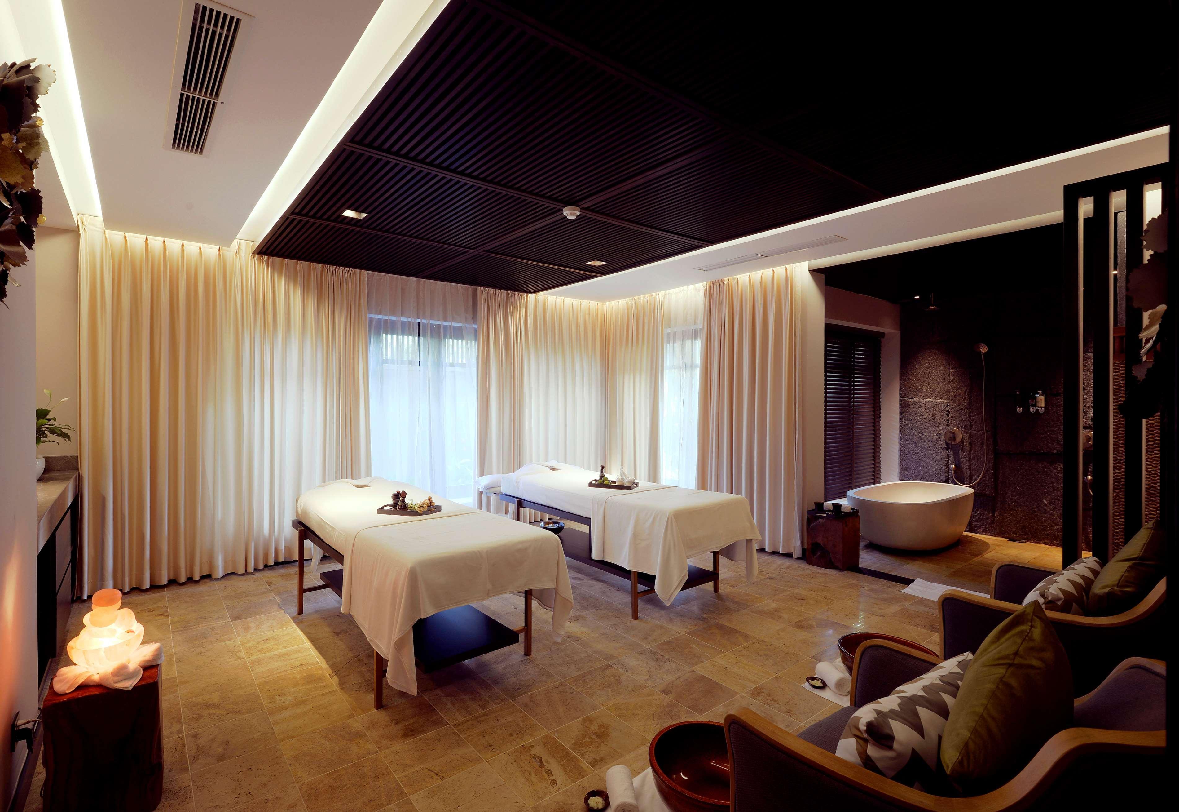 Nam Nghi Coral Peninsula Phu Quoc Hotel Buitenkant foto